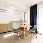 Hotel Eros